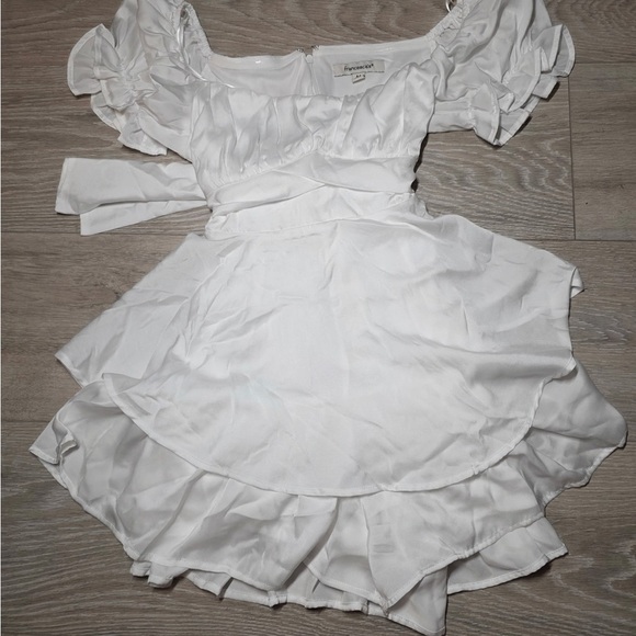 Francesca's Collections White Ruffled Off-the-Shoulder Sundress - Picture 4 of 5